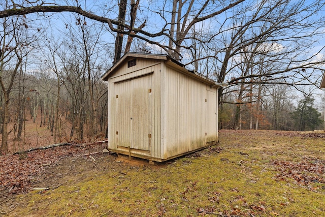 view of outdoor structure