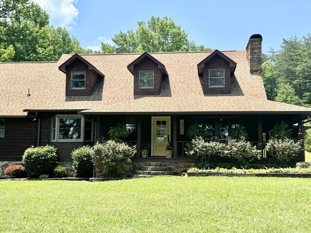 446 Jamestown Rd, Menlo, GA 30731 - cape cod-style house featuring a front yard