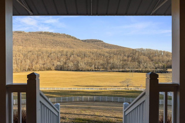 exterior space featuring a rural view