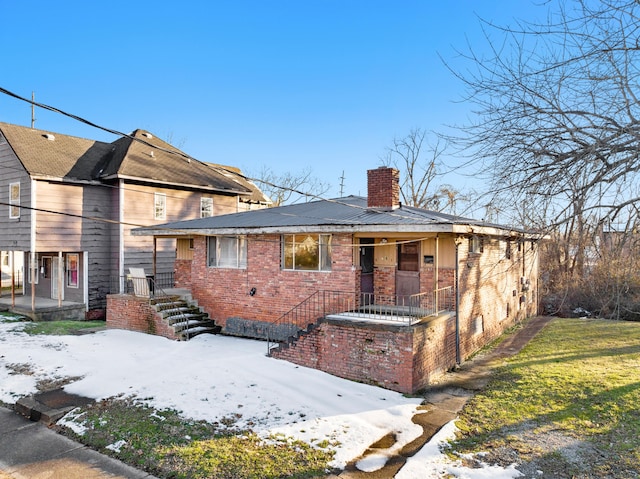 view of front of home