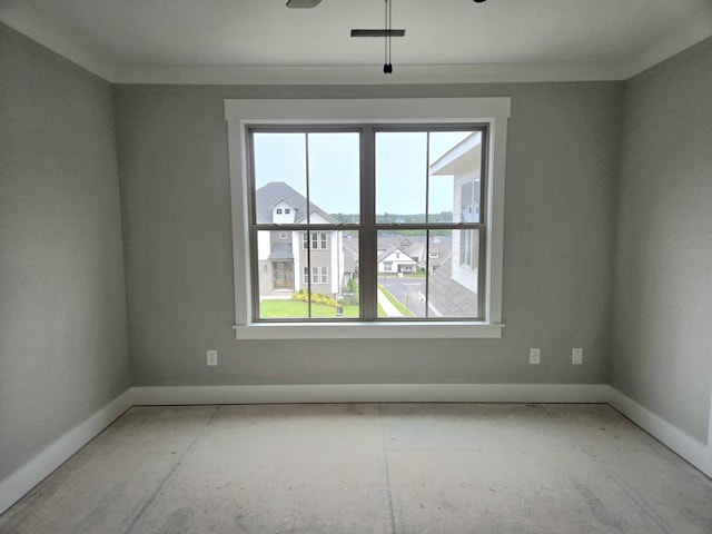 9892 Trestle Cir Unit 50, Ooltewah, TN 37363 - spare room with baseboards and ceiling fan
