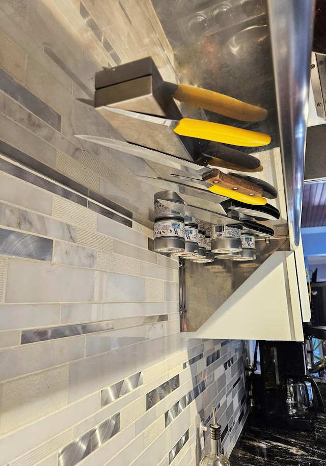 details with decorative backsplash