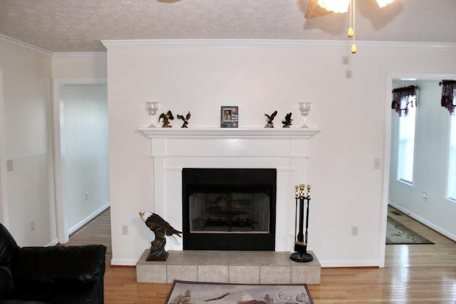 details with hardwood / wood-style floors and crown molding