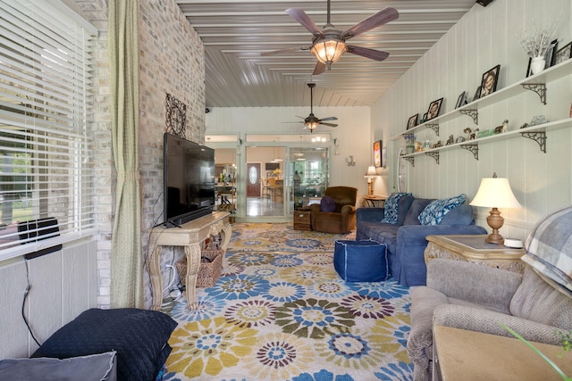 living room featuring ceiling fan