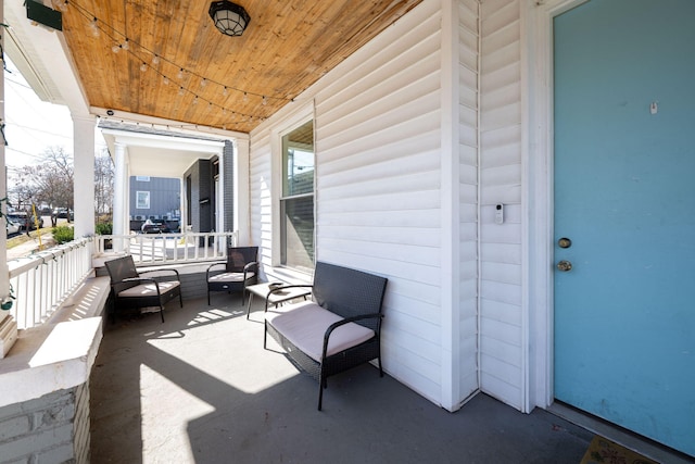 view of patio featuring covered porch