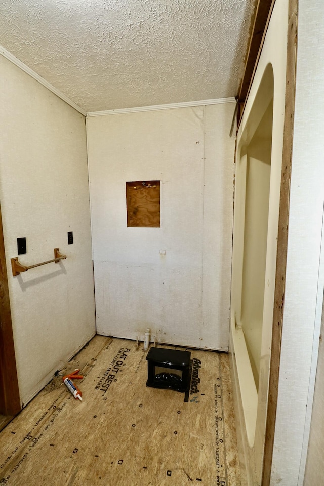 bathroom with a textured ceiling