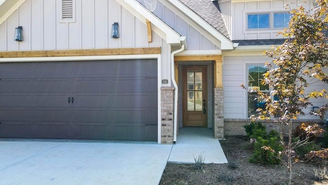 property entrance featuring a garage