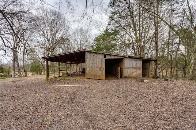 view of outdoor structure