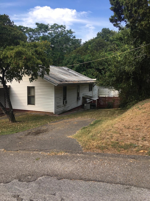 view of property exterior