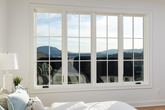 interior details featuring a mountain view