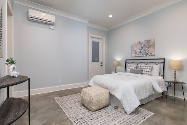 bedroom featuring a wall unit AC, recessed lighting, baseboards, finished concrete flooring, and crown molding