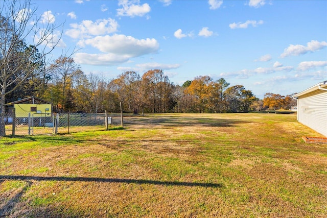 view of yard featuring fence