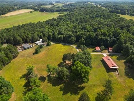 drone / aerial view with a rural view