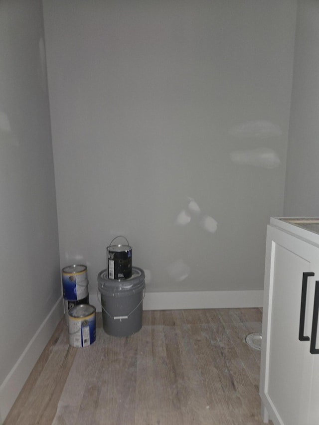 1646 Ritz Way Unit 4, Soddy Daisy, TN 37379 - detailed view of baseboards and wood finished floors