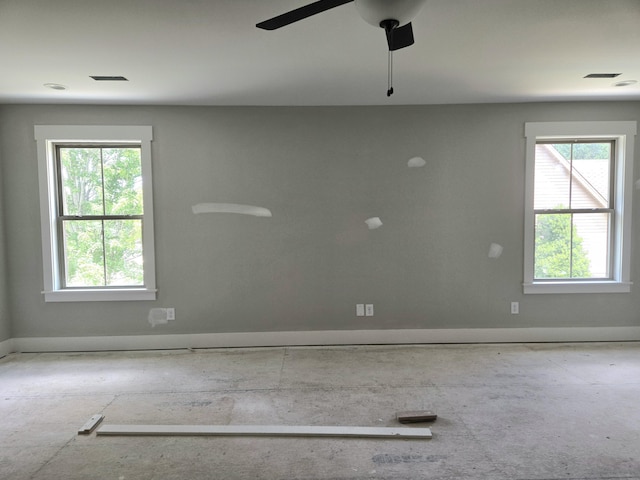 1646 Ritz Way Unit 4, Soddy Daisy, TN 37379 - empty room with baseboards and a ceiling fan