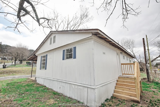 view of home's exterior