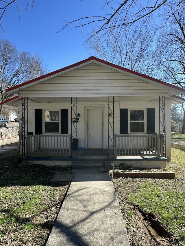 view of front of house with a porch