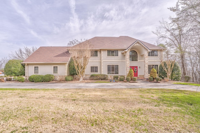 815 Battlefield Park Dr, Dalton, GA 30720 - view of front of house with a front lawn
