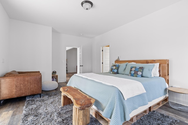 4700 Creek Point Ln, Signal Mountain, TN 37377 - bedroom featuring wood finished floors and baseboards