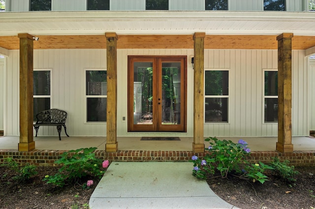 4700 Creek Point Ln, Signal Mountain, TN 37377 - doorway to property featuring covered porch