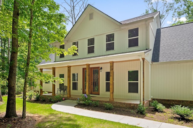 4700 Creek Point Ln, Signal Mountain, TN 37377 - view of front of property featuring covered porch and roof with shingles