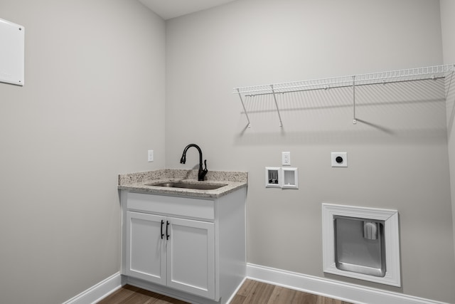 8904 Knolling Loop Unit 33, Ooltewah, TN 37363 - washroom featuring baseboards, dark wood-style floors, hookup for an electric dryer, and washer hookup