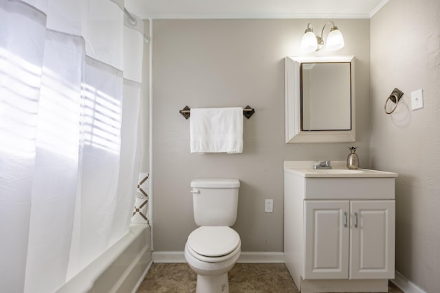 full bath with shower / tub combo with curtain, toilet, vanity, tile patterned flooring, and baseboards