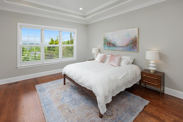 619 Hill Pointe Ln, Chattanooga, TN 37405 - bedroom featuring wood finished floors, recessed lighting, ornamental molding, and baseboards