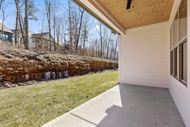 view of yard featuring a patio area