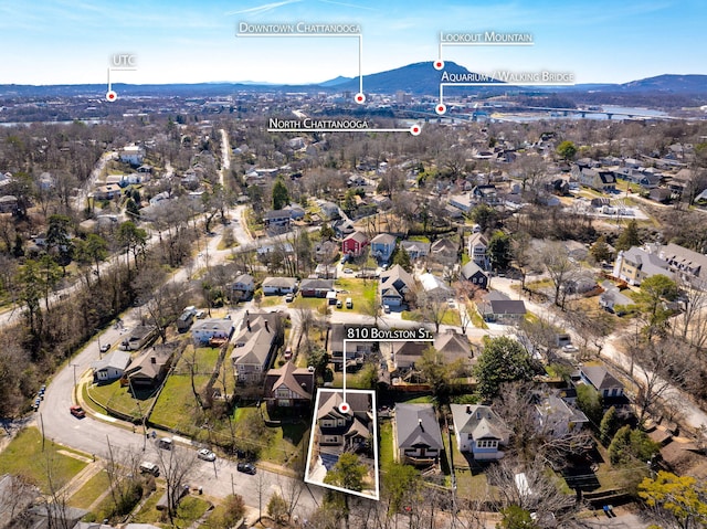 810 Boylston St, Chattanooga, TN 37405 - aerial view of residential area featuring a mountain backdrop and property boundaries highlighted