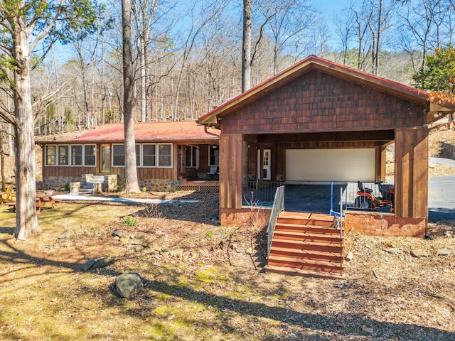 view of front of property with an attached garage