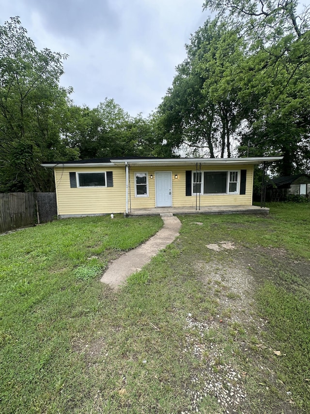 view of front of property