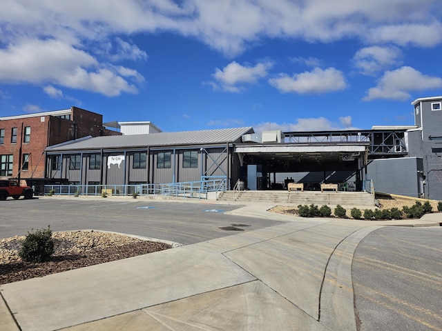 view of building exterior