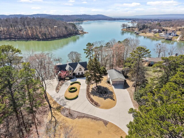 8906 Prairie Schooner Cir, Soddy Daisy, TN 37379 - photo 2