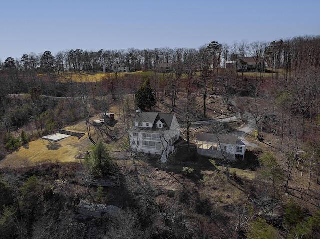 birds eye view of property featuring a rural view