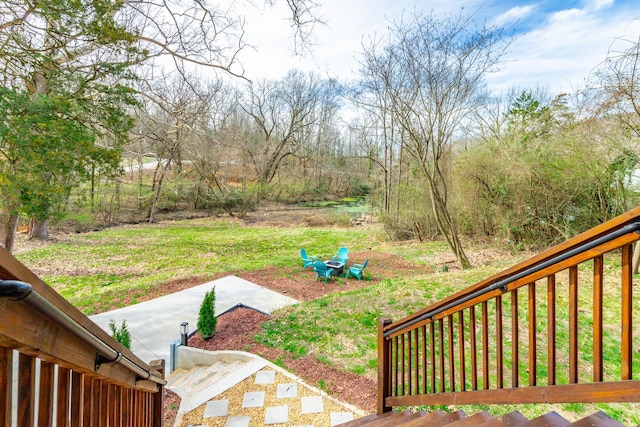 4513 Lamont Ln, Chattanooga, TN 37415 - view of yard featuring a patio