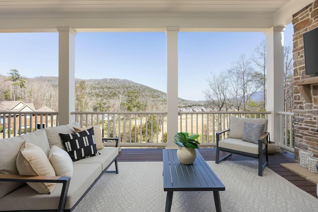 view of patio featuring an outdoor living space