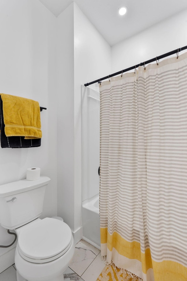 full bathroom with toilet, recessed lighting, shower / tub combo, baseboards, and marble finish floor