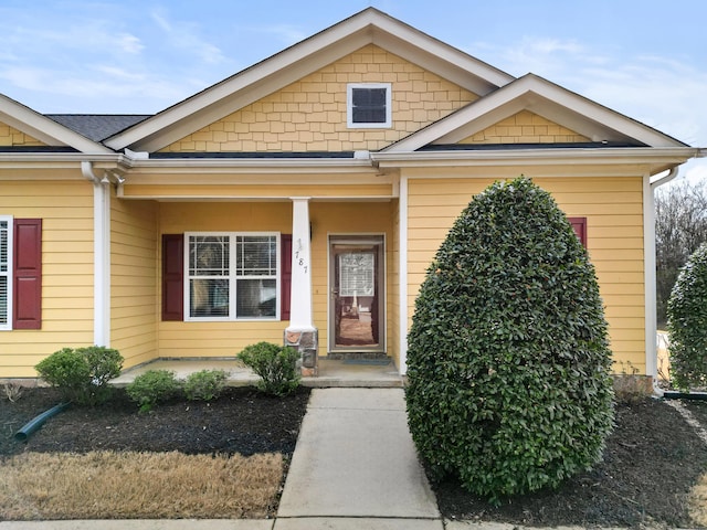 view of front of property with covered porch