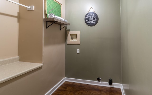 laundry room featuring laundry area, hookup for a washing machine, dark wood-type flooring, and baseboards