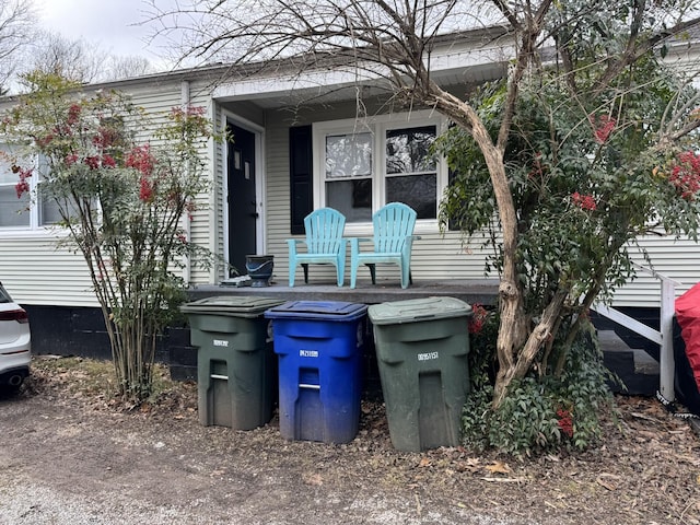 exterior space with a porch