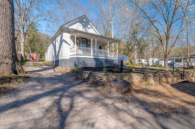 view of front facade featuring a porch