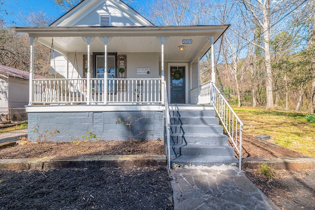 view of front of home featuring a porch