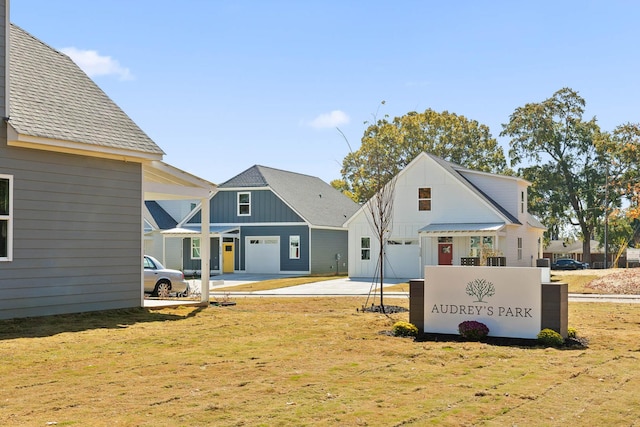 exterior space featuring a lawn