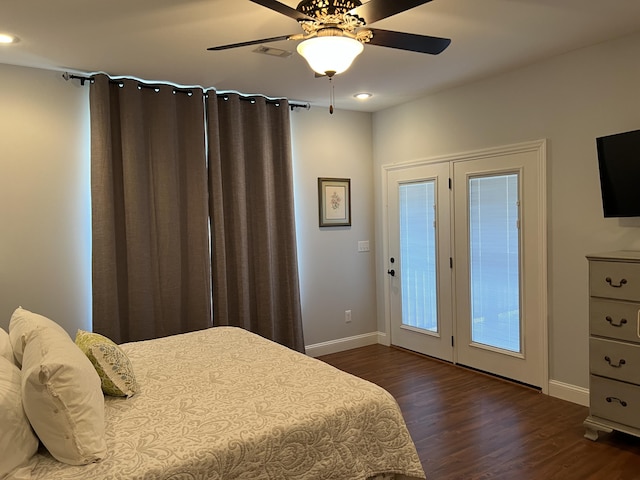 bedroom featuring visible vents, baseboards, recessed lighting, ceiling fan, and dark wood-type flooring