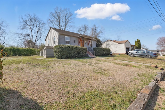 view of front of house featuring a front yard