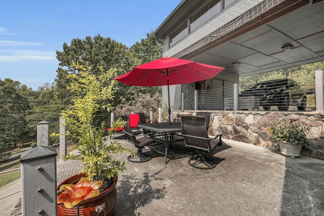 view of patio / terrace with outdoor dining space