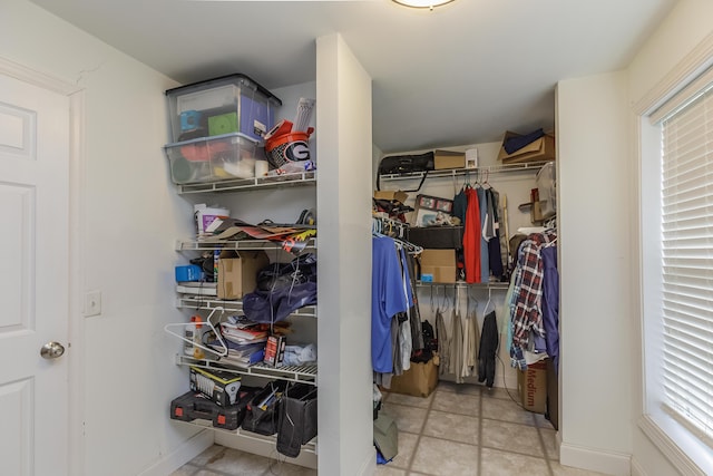 view of spacious closet