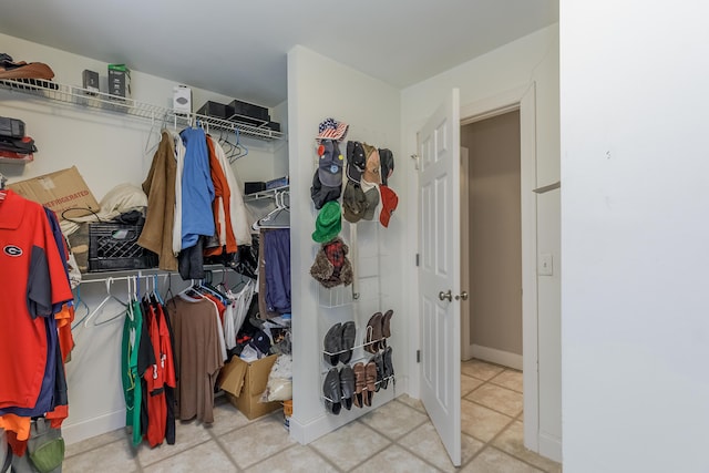 view of walk in closet