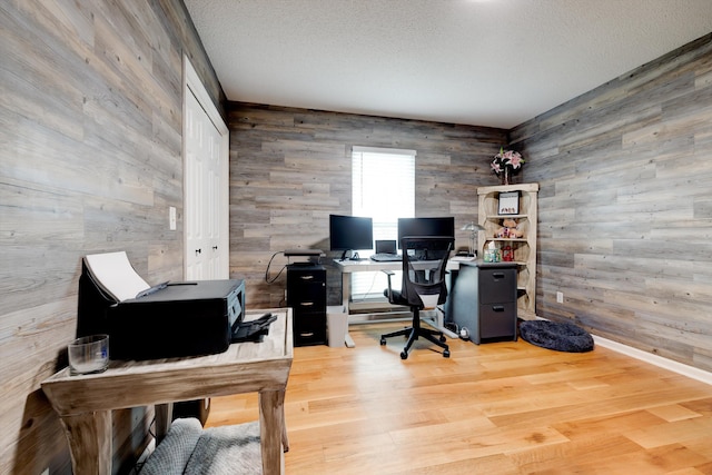 186 Joann Dr SE, Calhoun, GA 30701 - office space with a textured ceiling, baseboards, and wood finished floors